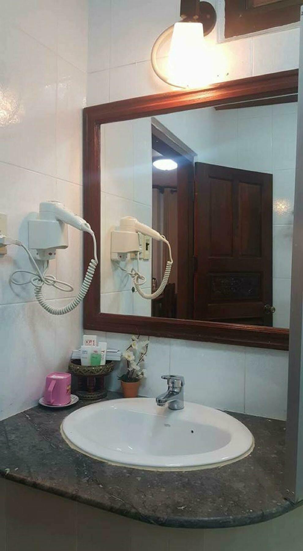 Khampiane Boutique Hotel Ban Nongdouang Экстерьер фото